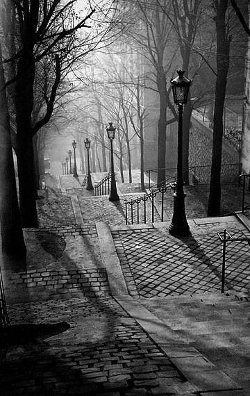 brassai_montmartre_1932_.jpg brassai_montmartre_1932_.jpg