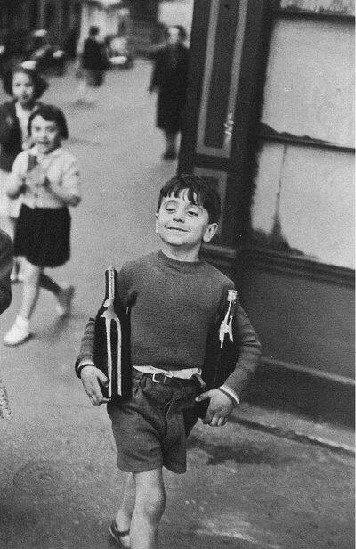henri_cartier-bresson_15_rue_mouffetard_1954_.jpg henri_cartier-bresson_15_rue_mouffetard_1954_.jpg