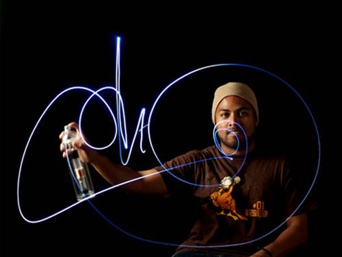 light_painting_10.jpg light_painting_10.jpg