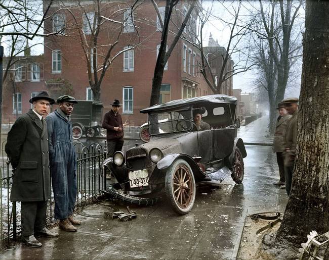 car_crash_washington_1921.jpg